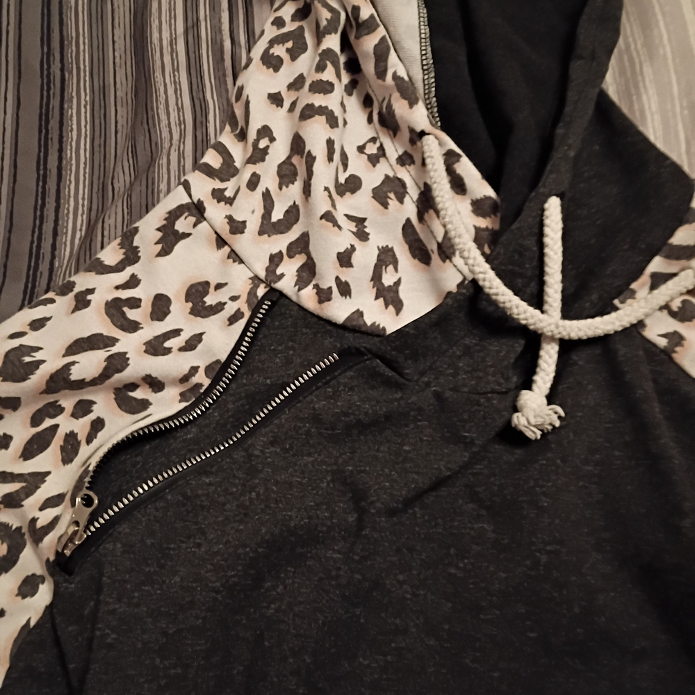 Stylish Leopard Print and Dark Gray Hoodie